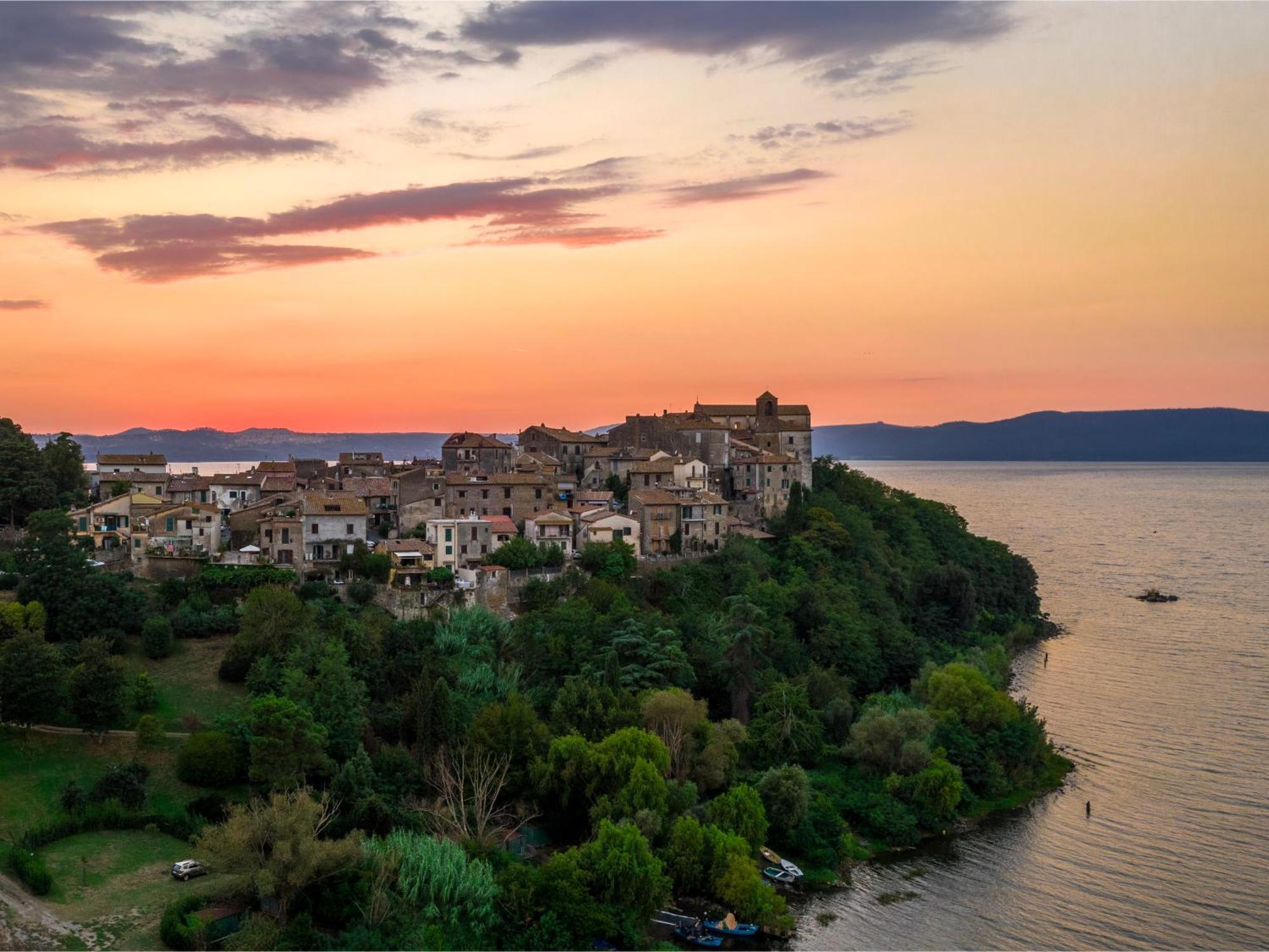 Apt Finestra Sul Castello, Vista Lago Wi-Fi Gratis ブラッチャーノ エクステリア 写真